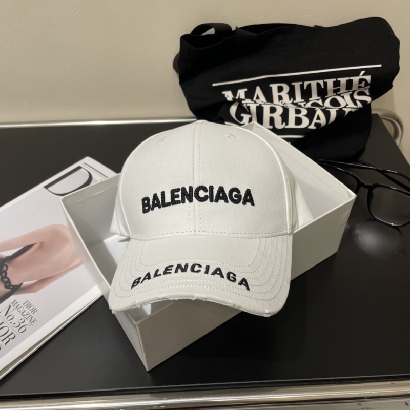 BALENCIAGA